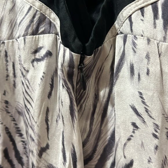 Women's Marciano 100% Silk Halter Top with Animal Print - Picture 6 of 7